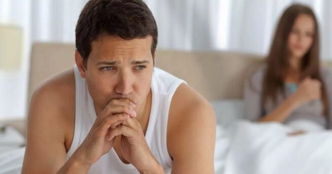 Os síntomas da prostatite obrigan a un home a evitar relacións sexuais
